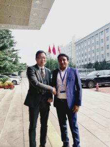 Docente Luis Enrique Pérez Pinto, becado por su trabajo en periodismo de investigación, representa a Periodismo UARM en China.